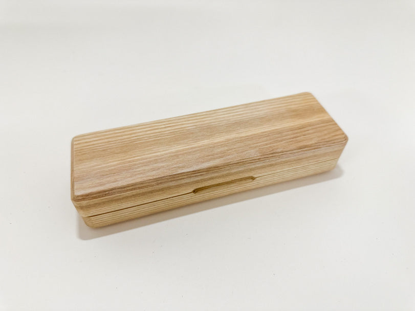 Small dice box