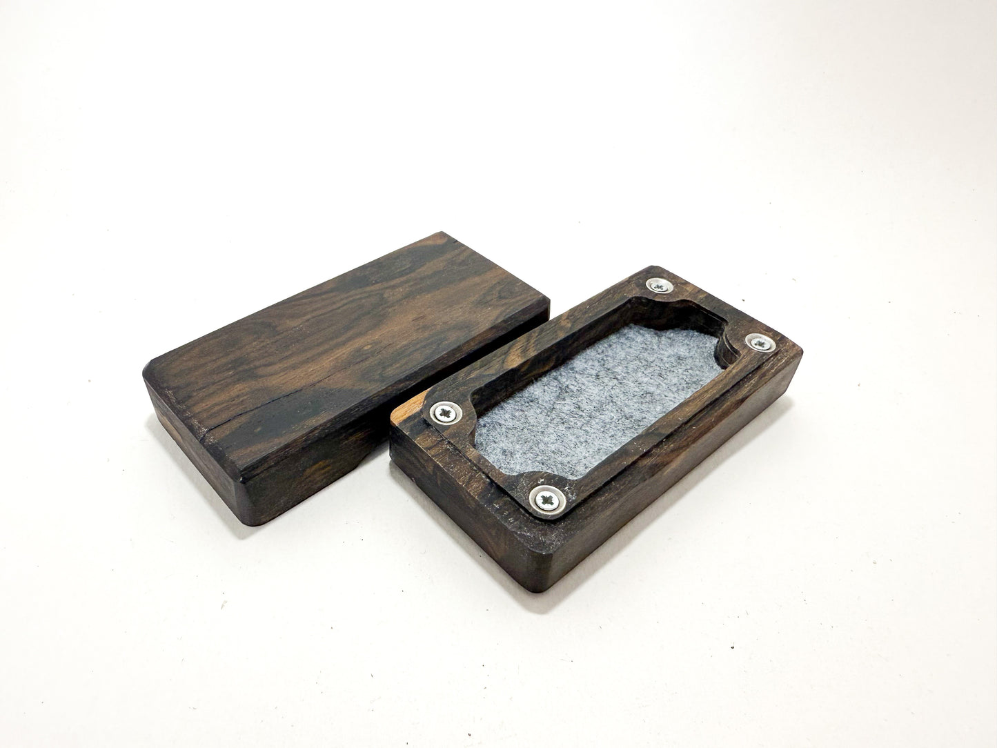 Micro dice box