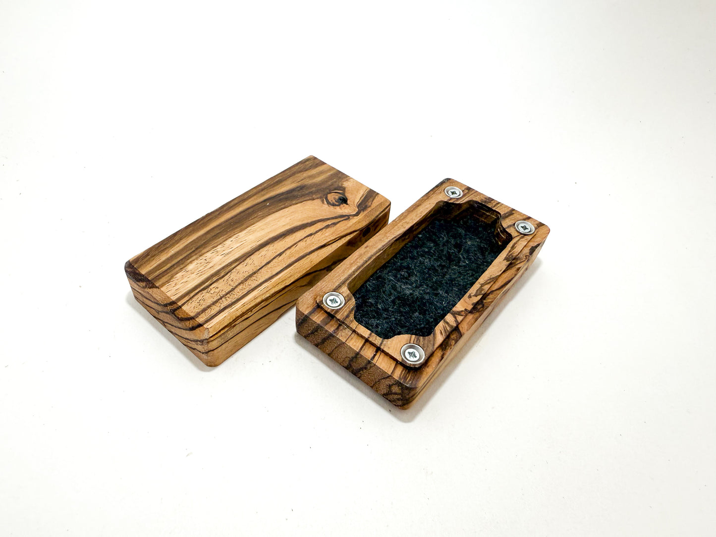 Micro dice box
