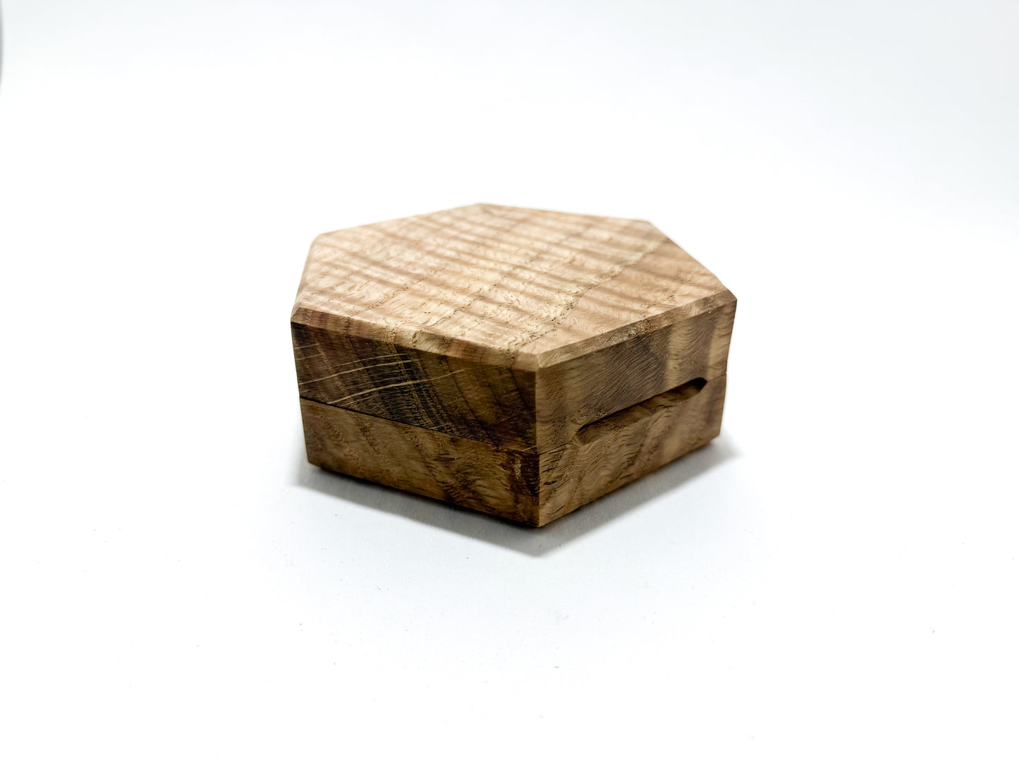 Hexagonal dice box