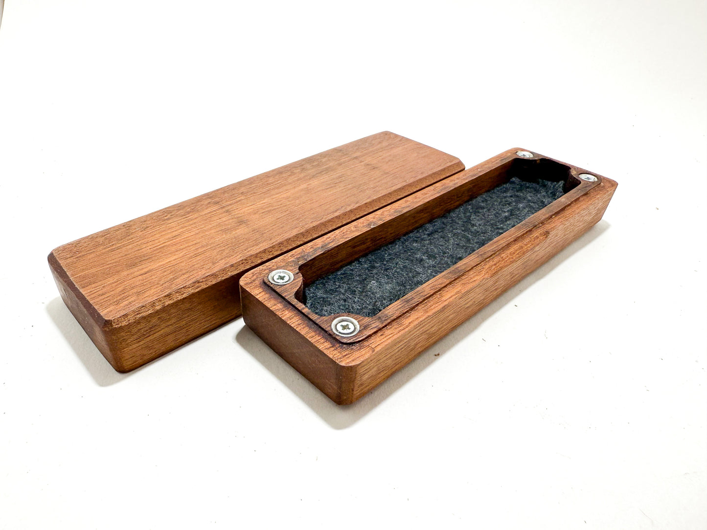 Small dice box