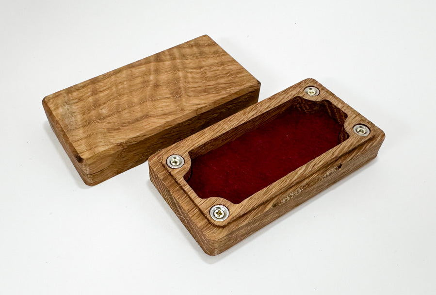 Micro dice box