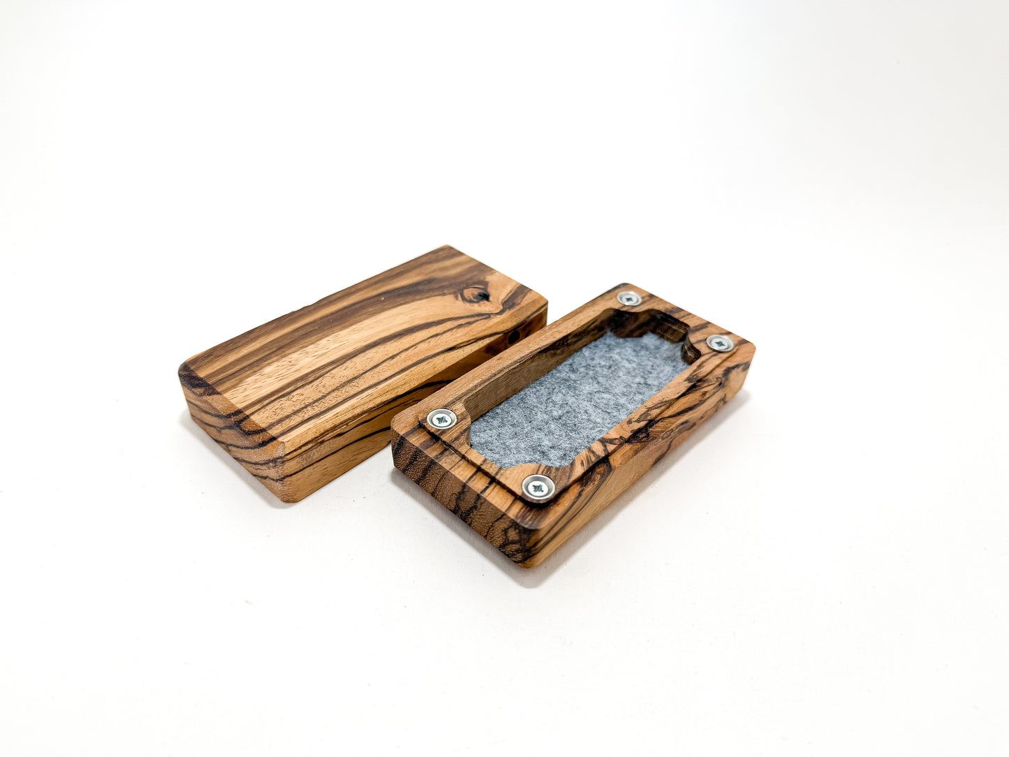 Micro dice box