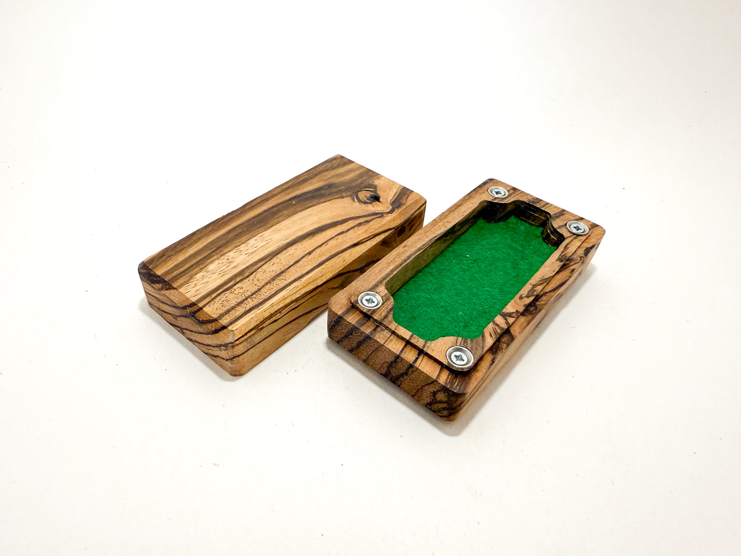 Micro dice box