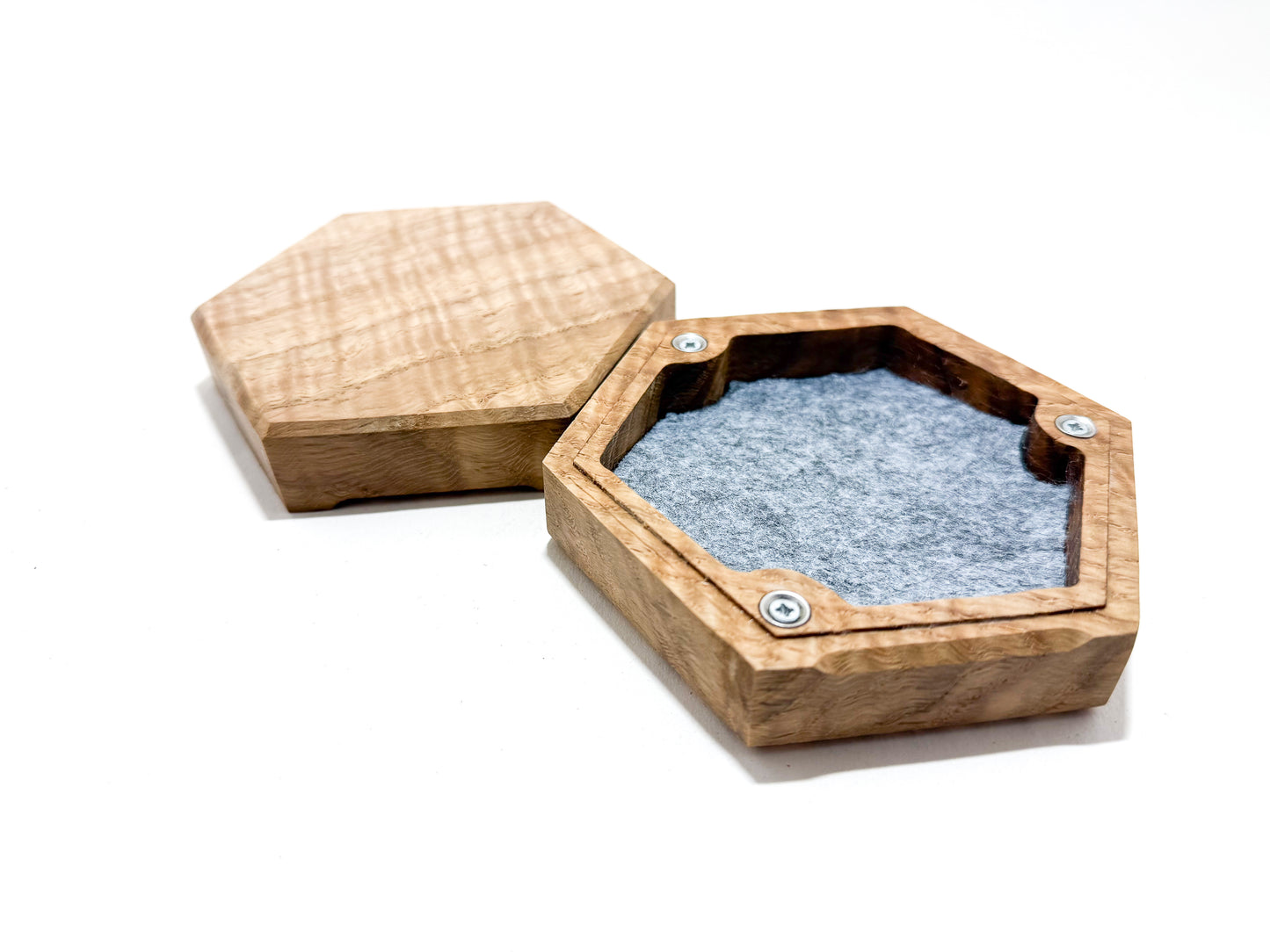 Hexagonal dice box