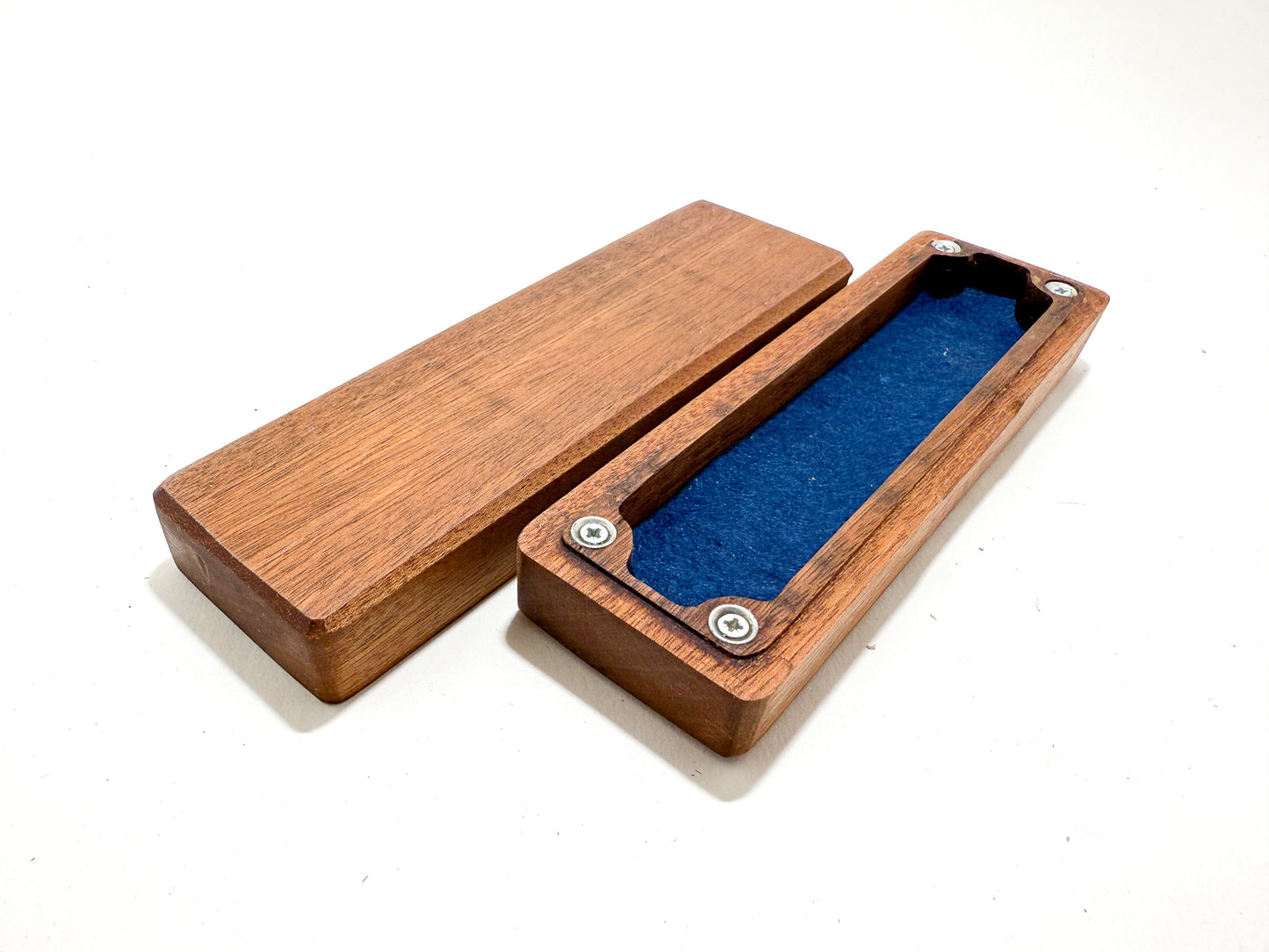 Small dice box