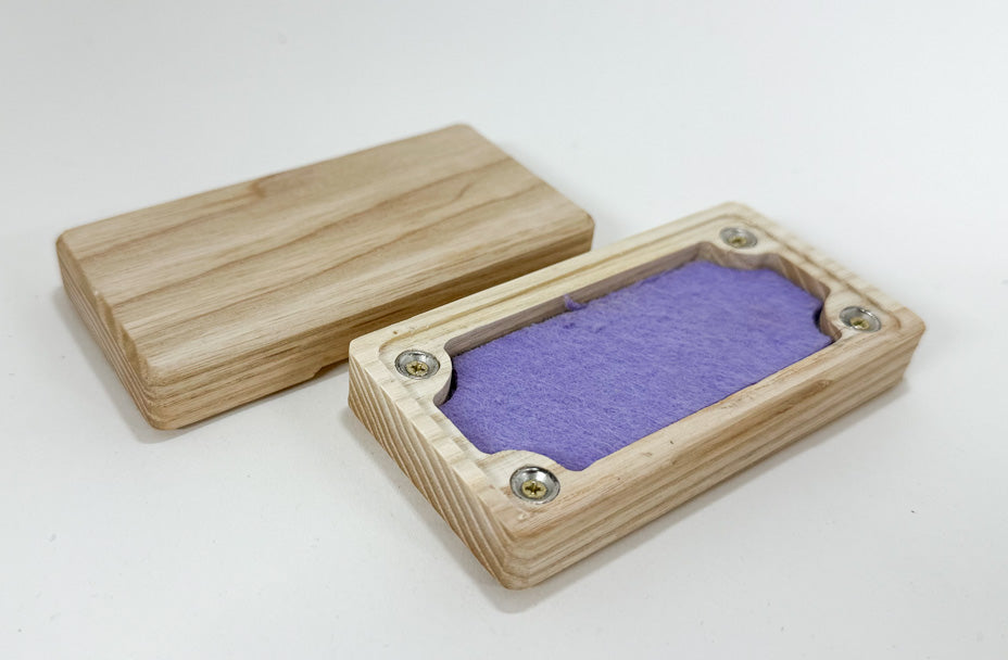Micro dice box