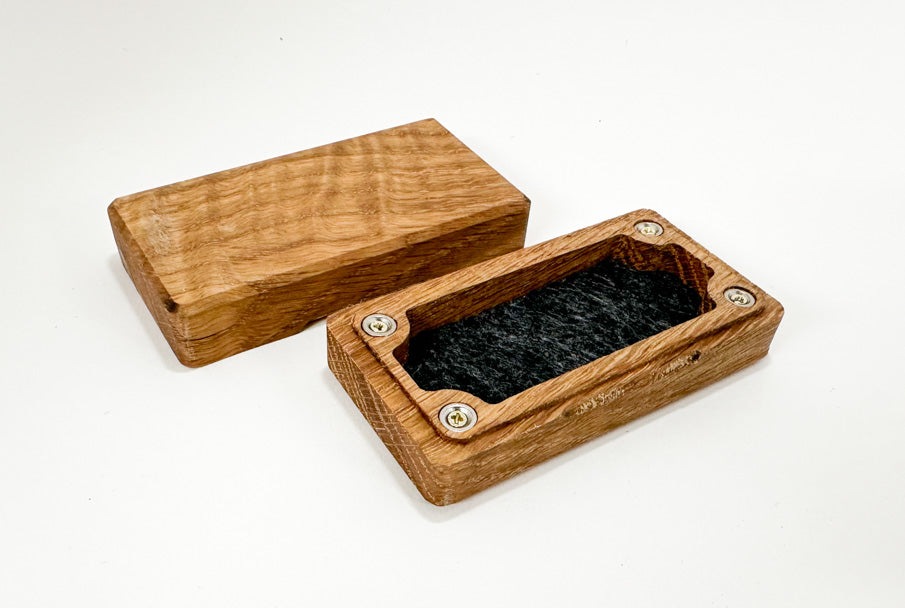 Micro dice box