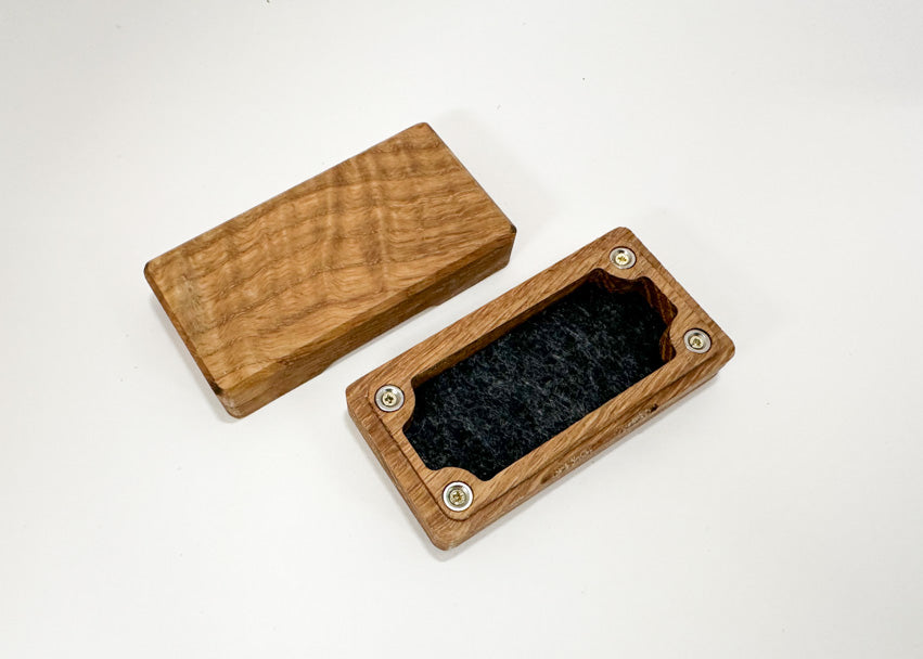 Micro dice box